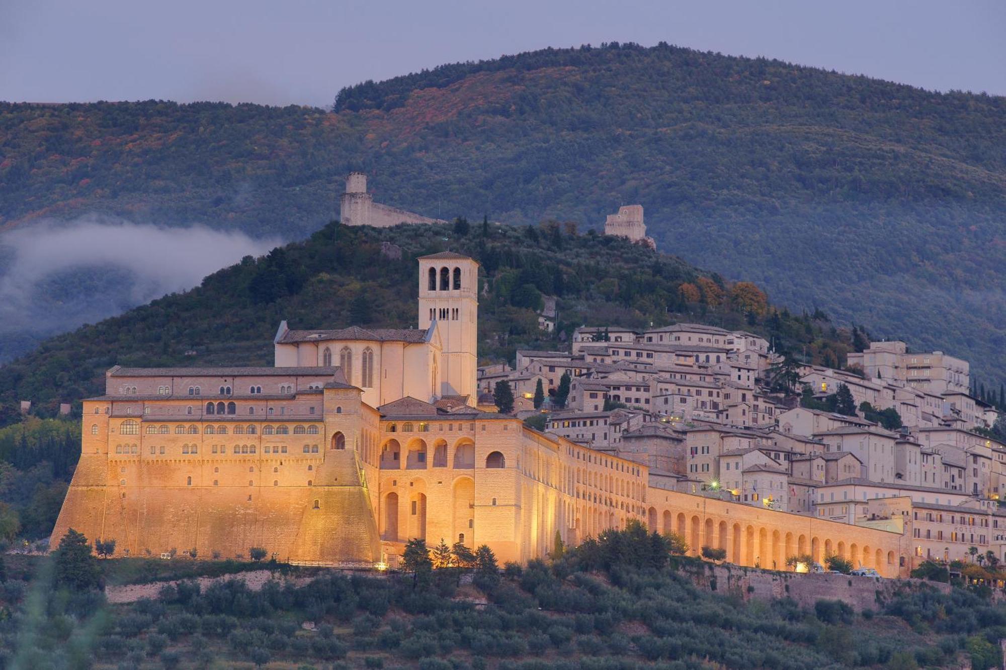 Albergo La Rocca Asís Exterior foto